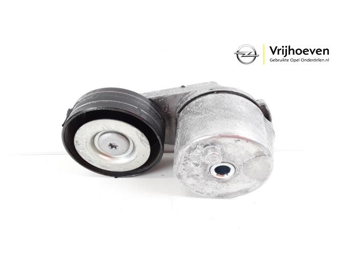 Usados Tensor correa múltiple Opel Astra K 1.4 Turbo 16V Precio € 10,00 Norma de margen ofrecido por Autodemontage Vrijhoeven B.V.