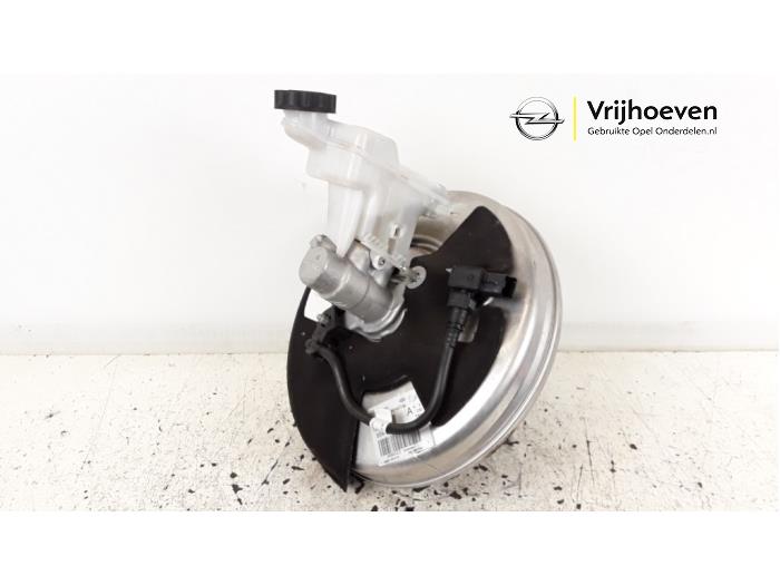 Usados Servofreno Opel Grandland (X) 1.6 CDTi 120 Precio € 60,00 Norma de margen ofrecido por Autodemontage Vrijhoeven B.V.