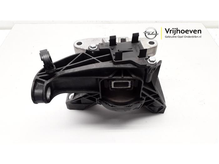 Used Engine mount Opel Grandland (X) 1.5 CDTI 130 Price € 25,00 Margin scheme offered by Autodemontage Vrijhoeven B.V.