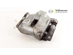 Used Front brake calliper, right Opel Crossland/Crossland X 1.2 12V Price € 50,00 Margin scheme offered by Autodemontage Vrijhoeven B.V.