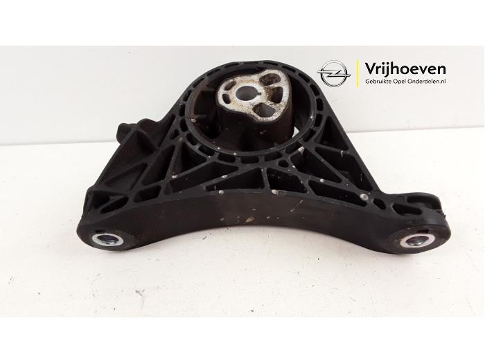 Engine mount from a Opel Insignia Grand Sport 2.0 CDTI 16V 2017