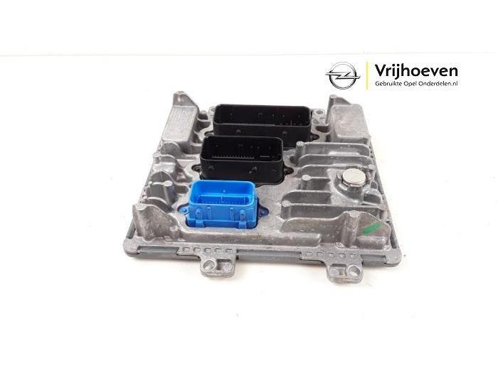 Used Engine management computer Opel Mokka/Mokka X 1.6 CDTI 16V 4x2 Price € 100,00 Margin scheme offered by Autodemontage Vrijhoeven B.V.