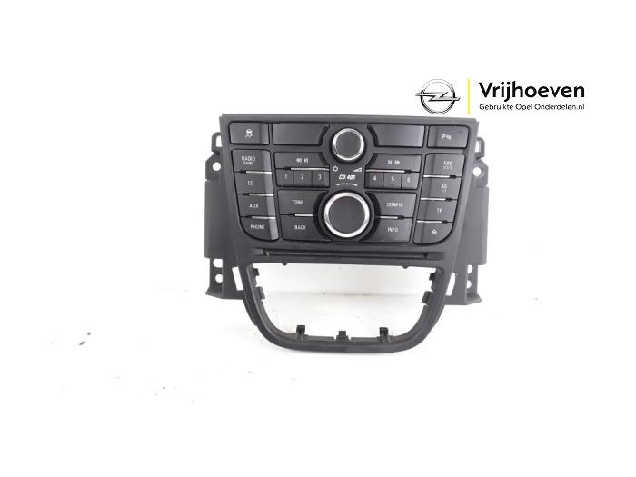 Używane Panel obslugi radia Opel Meriva (B) 1.7 CDTI 16V Cena € 40,00 Procedura marży oferowane przez Autodemontage Vrijhoeven B.V.