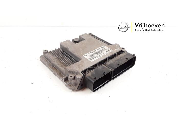 Used Engine management computer Opel Meriva (B) 1.3 CDTI 16V Price € 100,00 Margin scheme offered by Autodemontage Vrijhoeven B.V.