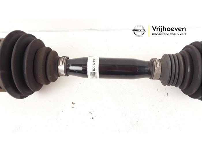 Front drive shaft, left from a Opel Combo 1.6 CDTI 16V ecoFlex 2018