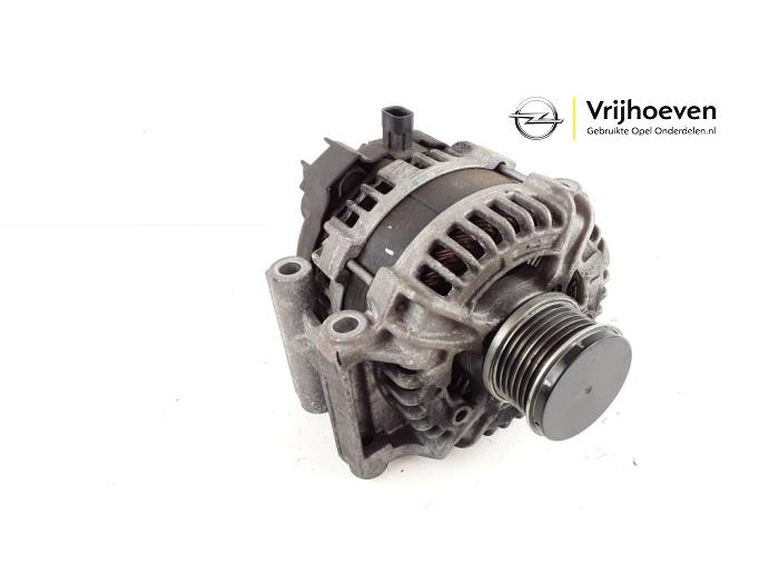 Usagé Dynamo Opel Corsa E 1.3 CDTi 16V ecoFLEX Prix € 70,00 Règlement à la marge proposé par Autodemontage Vrijhoeven B.V.