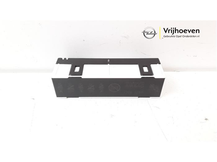 Begagnade Innerdisplay Opel Crossland (X) 1.2 12V Euro 6 Pris € 10,00 Marginaltabell erbjuds av Autodemontage Vrijhoeven B.V.
