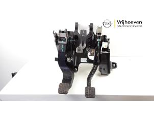 Używane Zestaw pedalów Opel Mokka/Mokka X 1.4 Turbo 16V 4x2 Cena € 125,00 Procedura marży oferowane przez Autodemontage Vrijhoeven B.V.