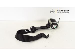Used Front seatbelt, right Opel Astra H (L48) 1.6 16V Twinport Price € 25,00 Margin scheme offered by Autodemontage Vrijhoeven B.V.