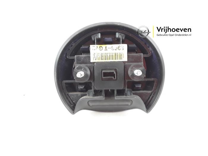 Tailgate switch from a Opel Karl 1.0 ecoFLEX 12V 2017
