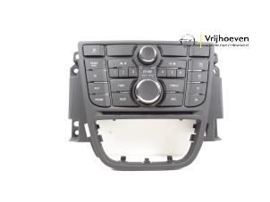 Gebrauchte Radiobedienfeld Opel Meriva 1.4 16V Ecotec Preis € 40,00 Margenregelung angeboten von Autodemontage Vrijhoeven B.V.