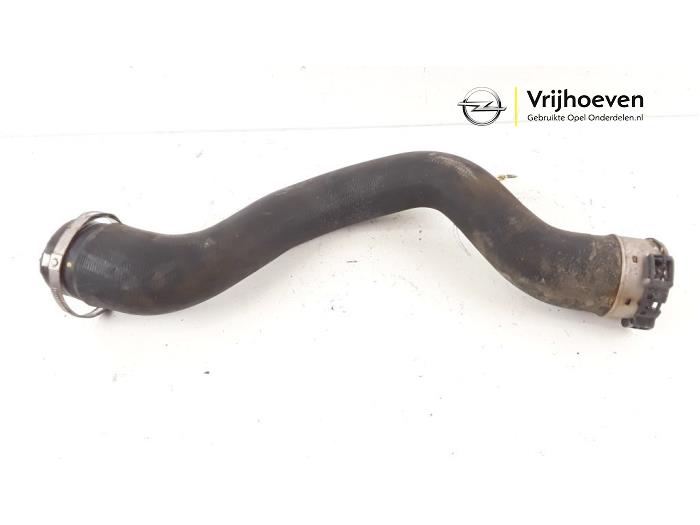 Gebrauchte Intercooler Schlauch Opel Meriva (B) 1.4 Turbo 16V Ecotec Preis € 25,00 Margenregelung angeboten von Autodemontage Vrijhoeven B.V.