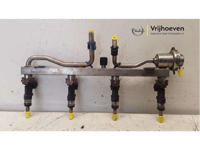 Usagé Système d'injection Opel Corsa D 1.6i OPC 16V Turbo Prix € 100,00 Règlement à la marge proposé par Autodemontage Vrijhoeven B.V.