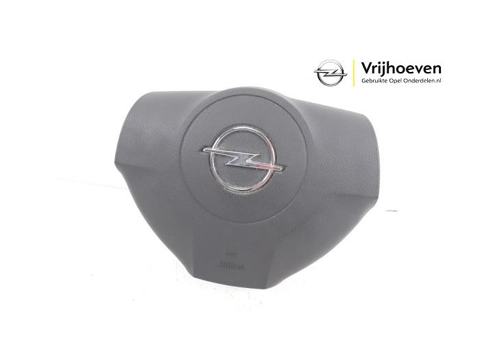 Left airbag (steering wheel) from a Opel Zafira (M75) 1.9 CDTI 2005