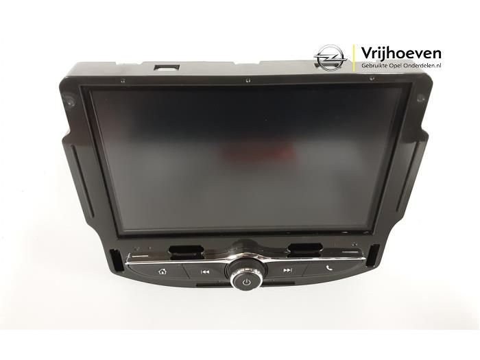 Używane Modul radiowy Opel Grandland (X) 1.2 Turbo 12V Cena € 150,00 Procedura marży oferowane przez Autodemontage Vrijhoeven B.V.