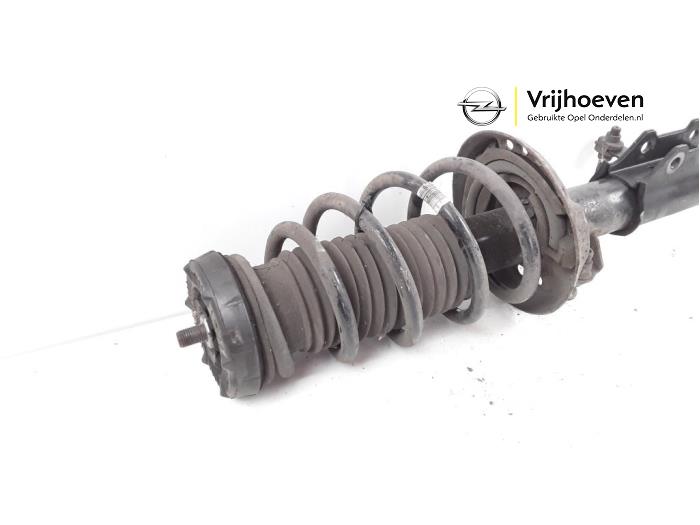 Front shock absorber, right from a Opel Zafira Tourer (P12) 1.4 Turbo 16V Bi-Fuel ecoFLEX 2014
