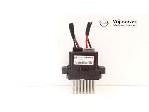 Used Heater resistor Opel Meriva 1.4 Turbo 16V ecoFLEX Price € 20,00 Margin scheme offered by Autodemontage Vrijhoeven B.V.