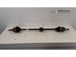 Used Front drive shaft, right Opel Corsa E 1.4 16V Price € 20,00 Margin scheme offered by Autodemontage Vrijhoeven B.V.