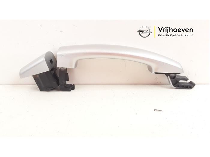 Uchwyt drzwi lewych przednich wersja 4-drzwiowa z Opel Corsa E 1.4 16V 2019