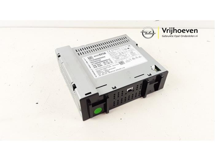 Gebrauchte Radio Modul Opel Astra K 1.4 16V Preis € 90,00 Margenregelung angeboten von Autodemontage Vrijhoeven B.V.