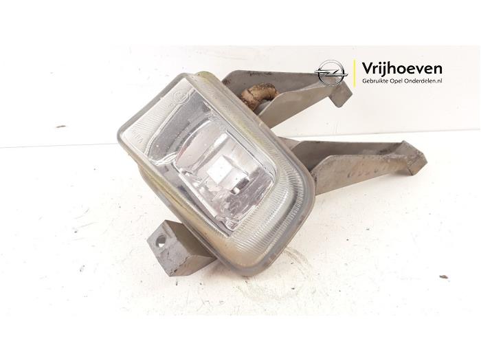 Fog light, front right from a Opel Astra F (53B) 1.6i 1996