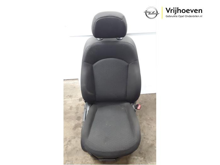 Seat, right from a Opel Corsa E 1.4 16V 2016