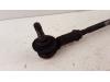 Tie rod, left from a Opel Corsa C (F08/68) 1.2 16V 2004