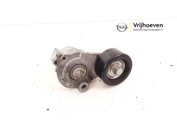 Usados Tensor correa múltiple Opel Mokka/Mokka X 1.6 16V EcoFlex 4x2 Precio € 30,00 Norma de margen ofrecido por Autodemontage Vrijhoeven B.V.