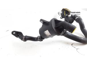 Öl Füllrohr van een Opel Corsa D 1.3 CDTi 16V ecoFLEX 2013