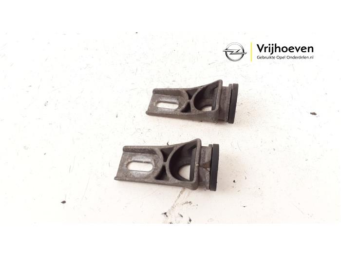 Support (miscellaneous) from a Opel Meriva 1.8 16V 2006