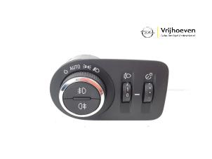 Used Light switch Opel Corsa D 1.3 CDTi 16V ecoFLEX Price € 20,00 Margin scheme offered by Autodemontage Vrijhoeven B.V.