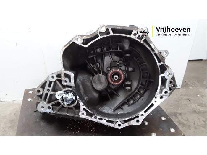 Gearbox Opel Meriva 1.6 16V - 55350654 Z16XE F17