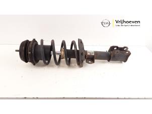 Used Front shock absorber rod, right Opel Tigra Twin Top 1.4 16V Price € 20,00 Margin scheme offered by Autodemontage Vrijhoeven B.V.