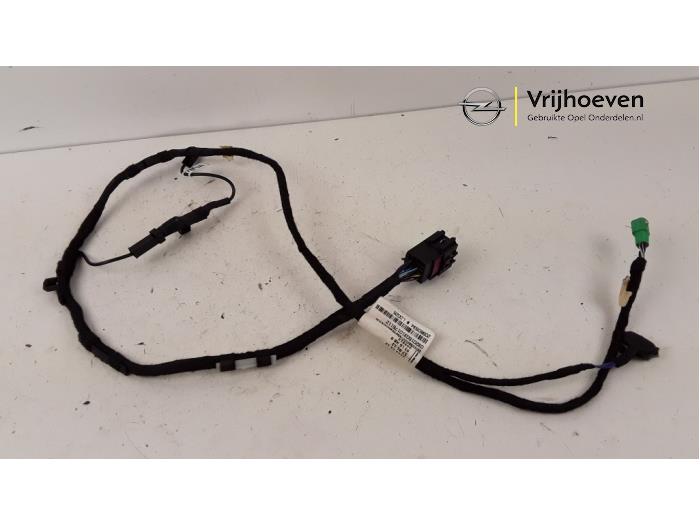 Mazo de cables de un Opel Zafira Tourer (P12) 1.8 16V Ecotec LPG 2015