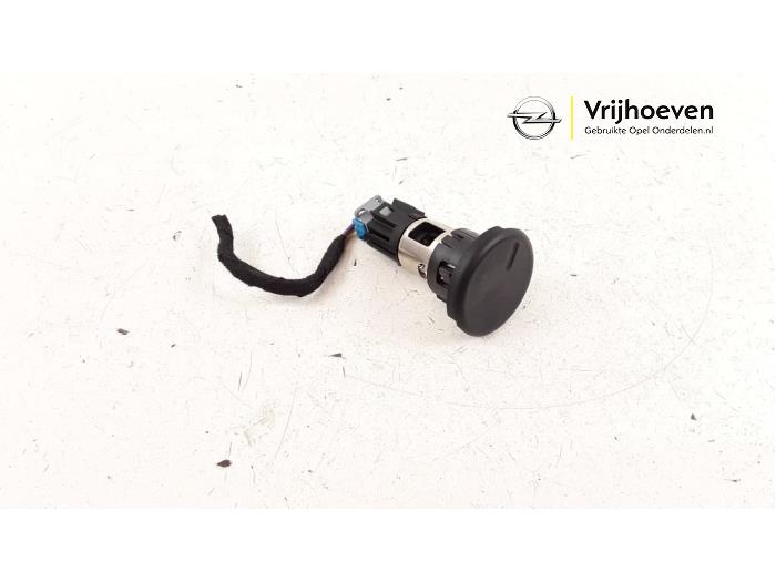 Oil filter cover