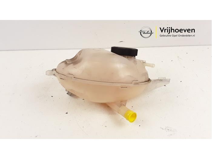 Expansion vessel from a Opel Astra K Sports Tourer 1.4 Turbo 16V 2017