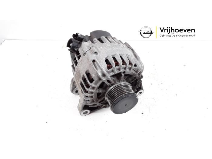 Usagé Dynamo Opel Crossland X/Crossland 1.2 Turbo 12V Prix € 30,00 Règlement à la marge proposé par Autodemontage Vrijhoeven B.V.