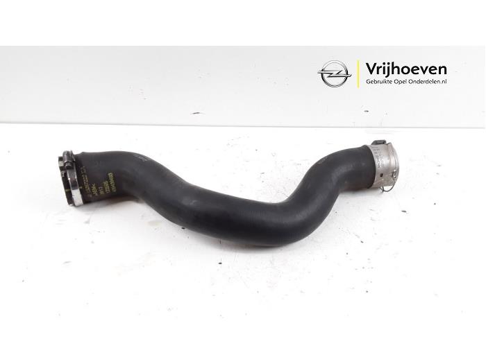 Usagé Tuyau intercooler Opel Meriva (B) 1.4 Turbo 16V ecoFLEX Prix € 25,00 Règlement à la marge proposé par Autodemontage Vrijhoeven B.V.