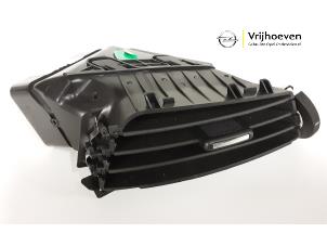 Used Dashboard vent Opel Insignia 1.4 Turbo 16V Ecotec Price € 10,00 Margin scheme offered by Autodemontage Vrijhoeven B.V.