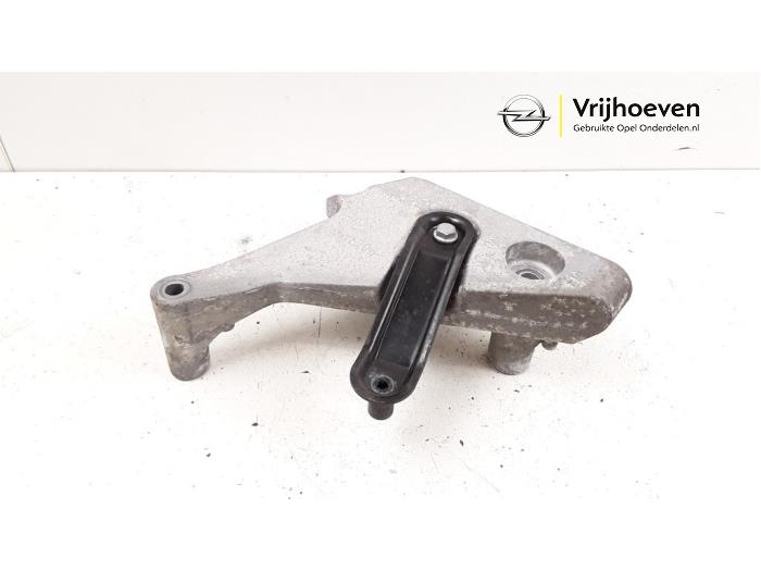 Used Engine mount Opel Insignia Grand Sport 1.5 Turbo 16V 165 Price € 40,00 Margin scheme offered by Autodemontage Vrijhoeven B.V.