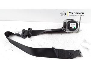 Used Front seatbelt, right Opel Astra H SW (L35) 1.6 16V Twinport Price € 20,00 Margin scheme offered by Autodemontage Vrijhoeven B.V.