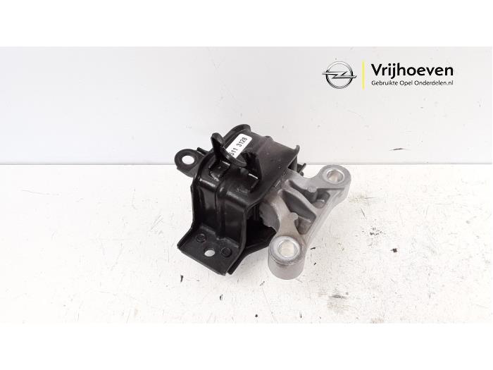 Used Engine mount Opel Karl 1.0 12V Price € 25,00 Margin scheme offered by Autodemontage Vrijhoeven B.V.