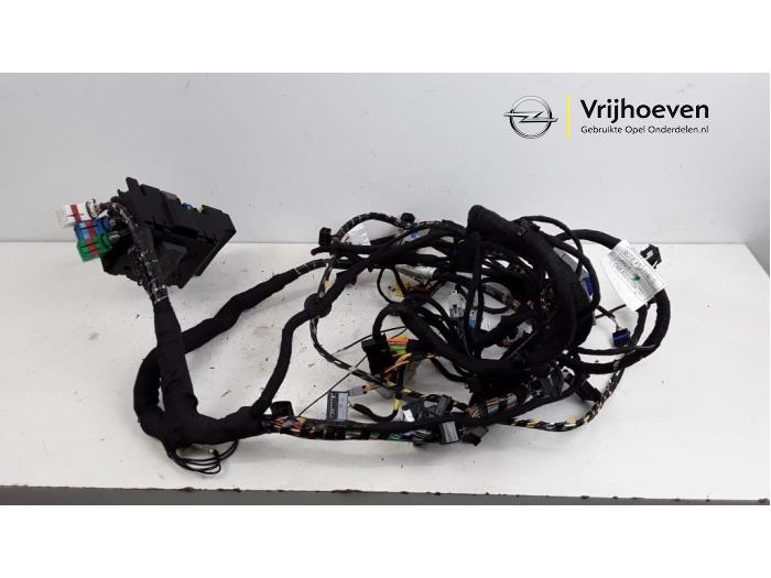 Opel Corsa Wiring harnesses stock
