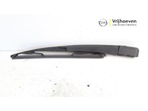 Used Rear wiper arm Opel Astra J (PC6/PD6/PE6/PF6) 2.0 CDTI 16V 165 Ecotec Price € 20,00 Margin scheme offered by Autodemontage Vrijhoeven B.V.
