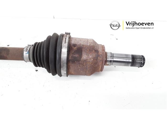 Front drive shaft, left from a Opel Combo Tour 1.3 CDTI 16V ecoFlex 2017