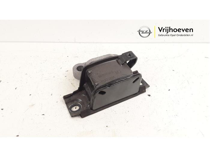 Engine mount from a Opel Corsa E 1.4 16V 2019