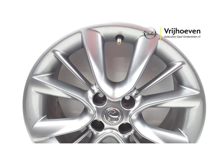 Wheel from a Opel Adam 1.2 16V 2015