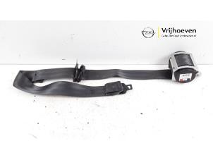 Used Front seatbelt, left Opel Corsa D 1.0 Price € 30,00 Margin scheme offered by Autodemontage Vrijhoeven B.V.