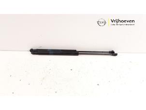 Used Set of gas struts for boot Opel Astra H Twin Top (L67) 1.8 16V Price € 25,00 Margin scheme offered by Autodemontage Vrijhoeven B.V.