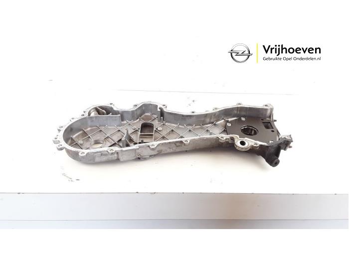 Usagé Couvercle de distribution Opel Corsa D 1.3 CDTi 16V ecoFLEX Prix € 35,00 Règlement à la marge proposé par Autodemontage Vrijhoeven B.V.